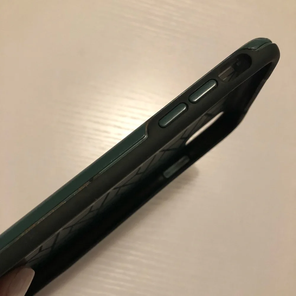Men’s OutterBox men’s Plus X iPhone green case